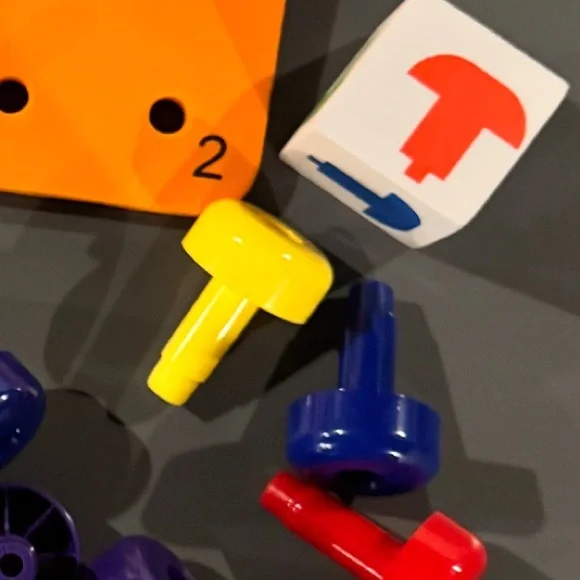 Skoolzy Pegs Stacking Lacing Fine Motor Occupational Therapy Toy Special Needs - Picture 2 of 4